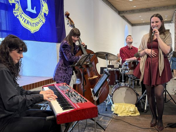 Das Sophia Axtmann Quartett trat beim Jazz-Frühschoppen im Reitstadel auf.